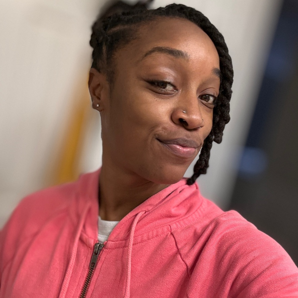 Meet your Posher, Ashley